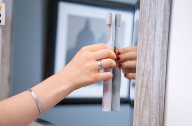 Best wall-mounted toothbrush holder