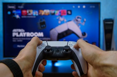 Best Buy just slashed prices on almost 100 PS5 games